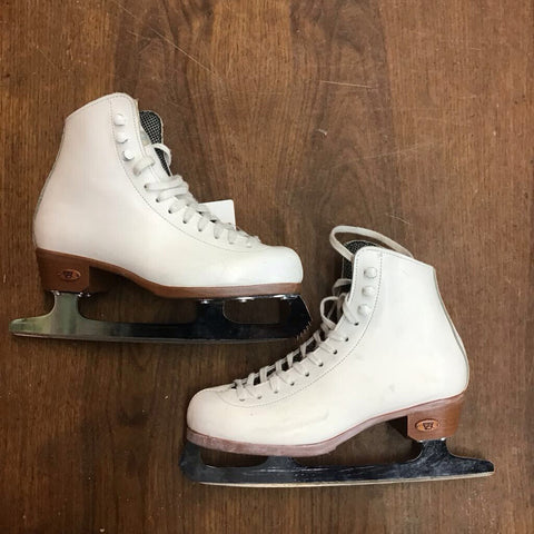 3 Riedell Figure Skates