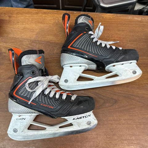 4.5D Easton Mako Hockey Skates