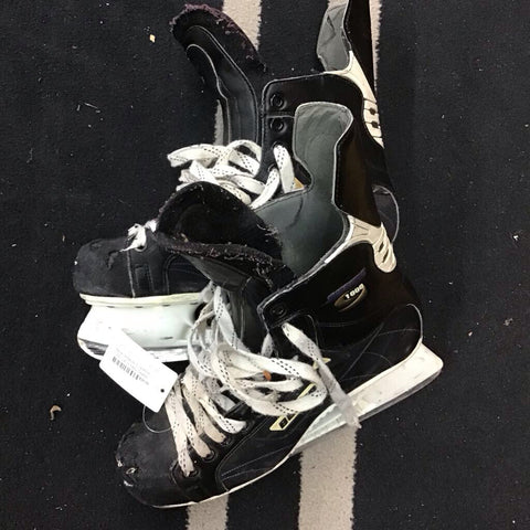 9 Bauer Supreme 1000 Ice Hockey Skates