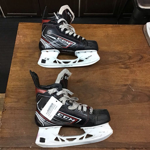 Size 4.5 CCM FT470 Jet Speed Hockey Skates