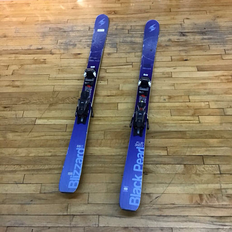 Women's Skis