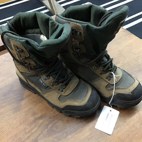 7.5 - Vasque Gor-Tex - Brown
