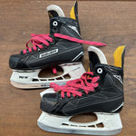 2.5 Bauer S150 Hockey Skate Pink Lace