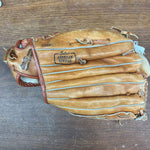 12"? Wilson A2341 Bruce Sutter Baseball Glove - RHT