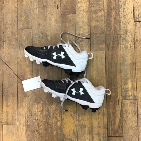 3Y Under Armour Baseball Cleats