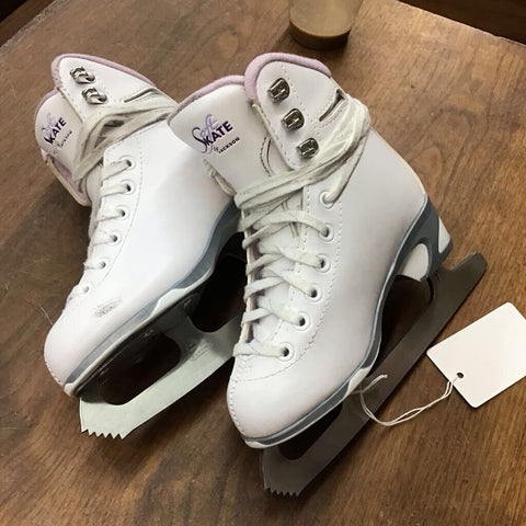 12 - Jackson Soft Skate Youth Figure Skate - White