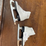 11Y Lake Placid Figure Skates